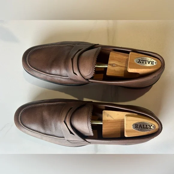 Bally MICSON/01 Men's Medium
Brown Leather Slip On Loafer Dress
Shoes - Picture 11 of 16